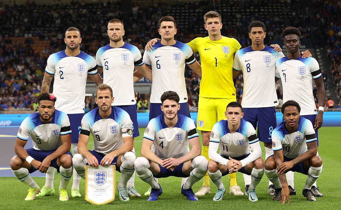 关键球打成后教练激动怒吼